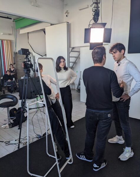 2df27b84-9209-4519-9156-56700af5e1ef